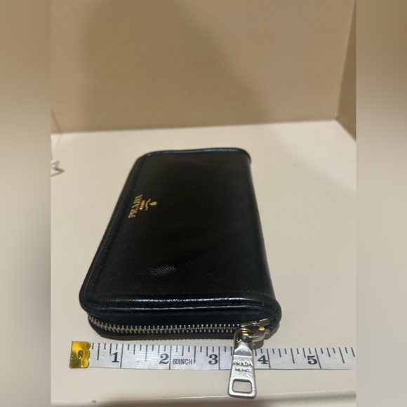 Prada Saffiano Round Trimmed Zip Around Long Wallet - Picture 13 of 13